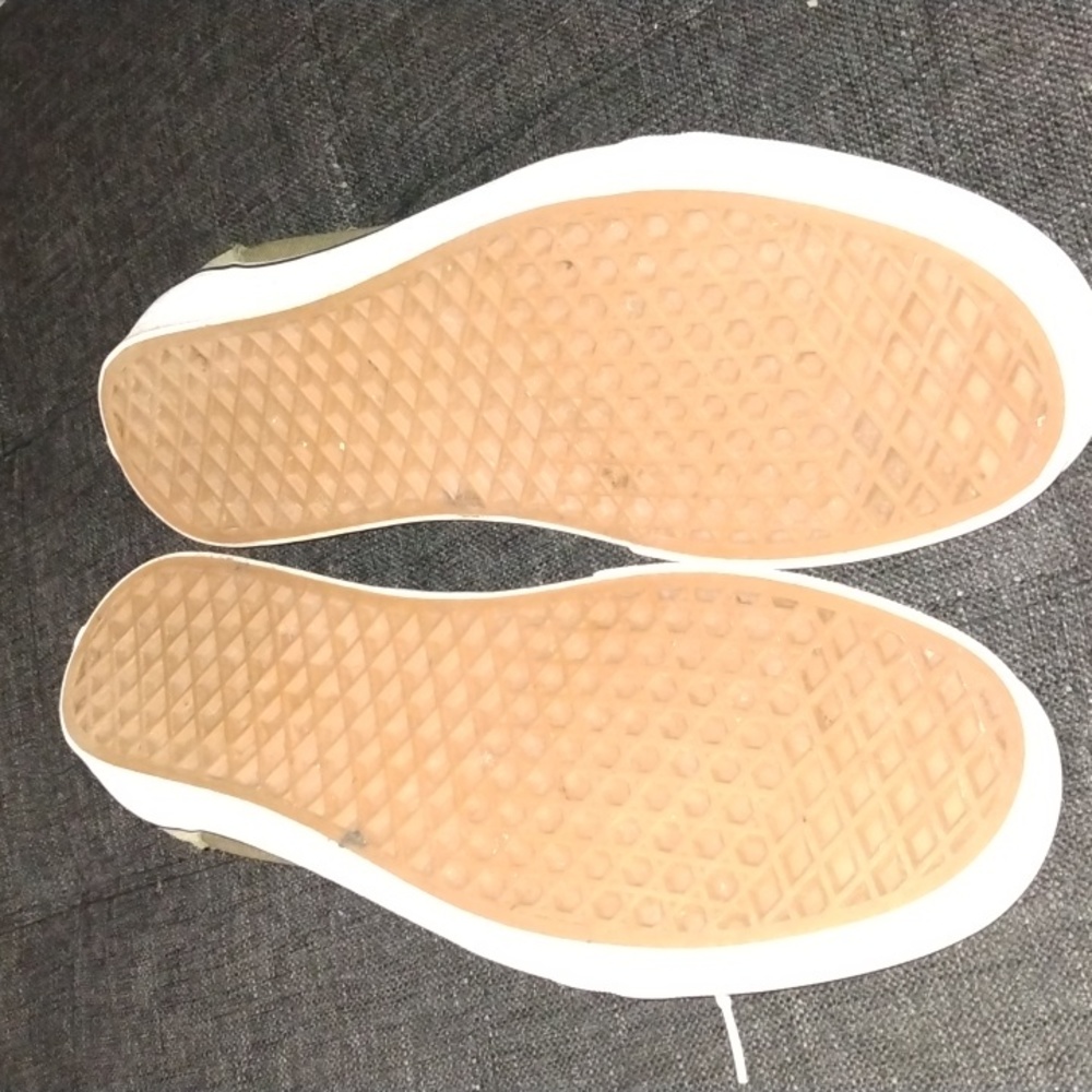 Vans - Picture 4 of 6